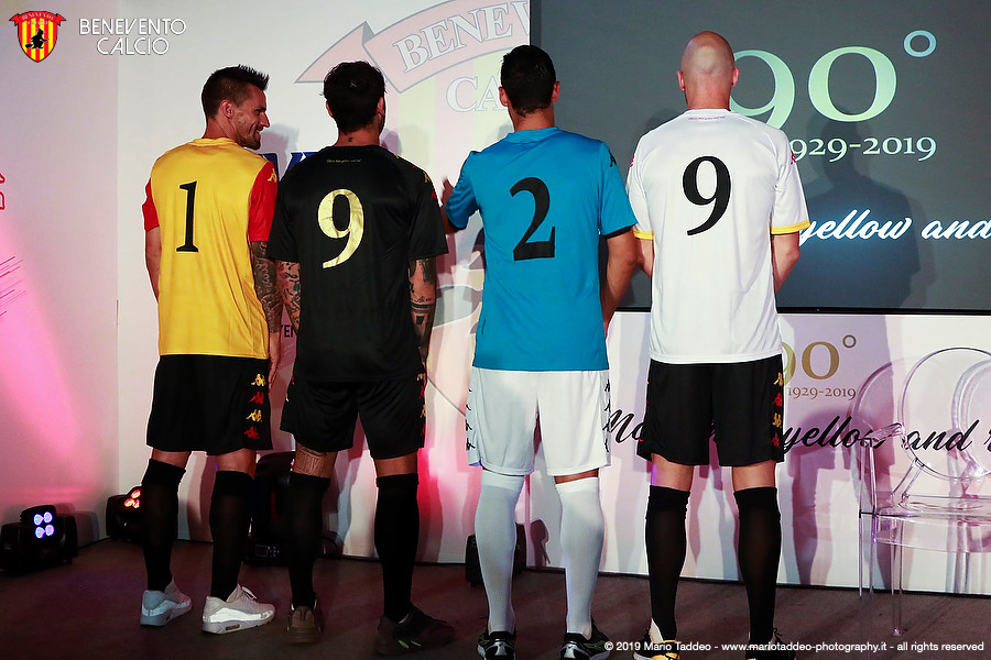 Maglia benevento 2019 deals